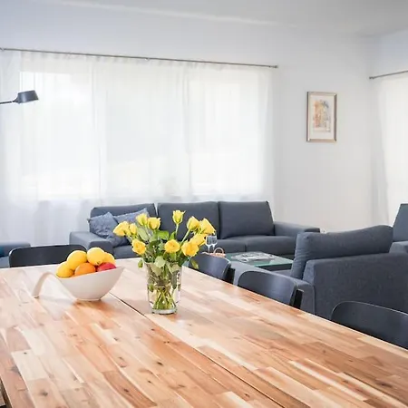 度假居 Golf & House 16 Naterki